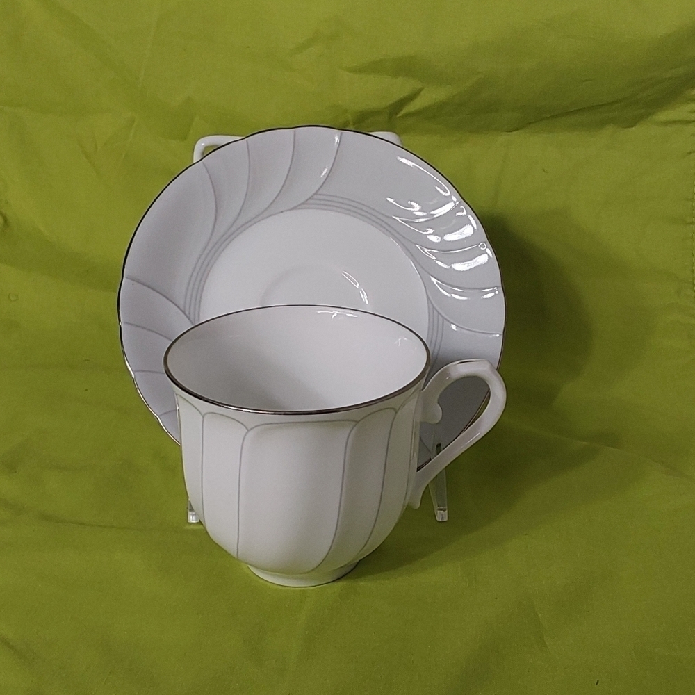 MIKASA‎ FINE CHINA L9713 PRELUDE TEA CUP & SAUCER